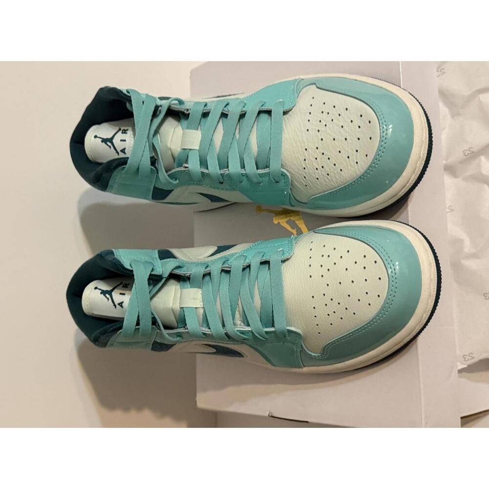 Jordan 1 Mid SE Chenille Bleached Turquoise Teal Aqua Womens 9.5 NWT Box - Picture 3 of 12